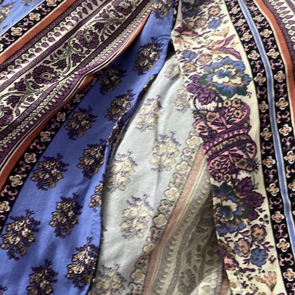 ❌SOLD❌Band of Gypsies Off Shoulder Patchwork Maxi Dress with Pockets💙💜🤍 - Picture 7 of 10